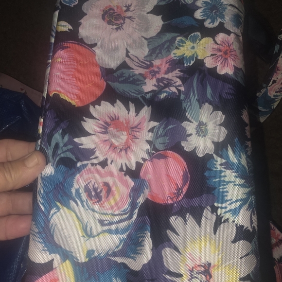 Vera Bradley Floral Laptop Bag - Blue and Pink - Picture 4 of 9